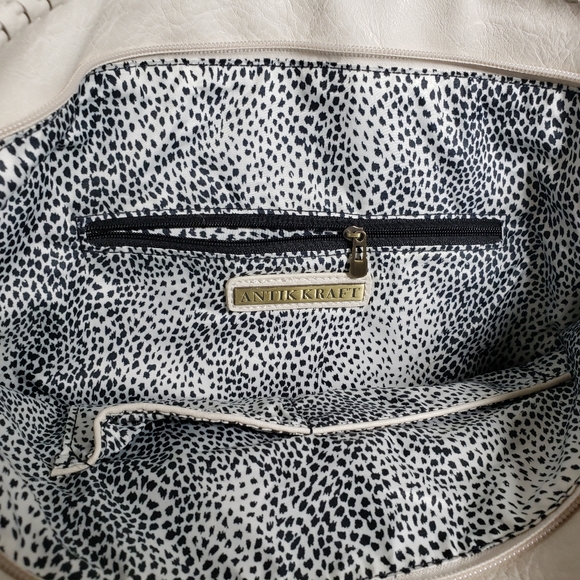 Vegan Leather Antik Kraft Handbag - Picture 3 of 8